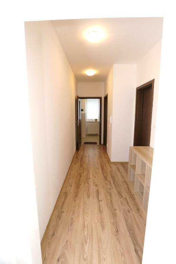 Samorin - Apartment In The Center - Private Parking - Klimatizacia Exteriér fotografie